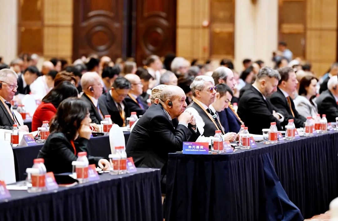 论坛4.jpeg 论坛4.jpeg