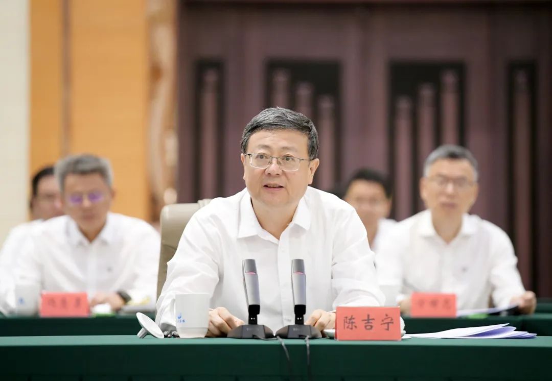 代表团2.jpeg
