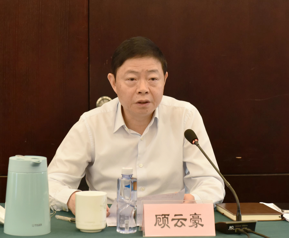 主题教育1.png