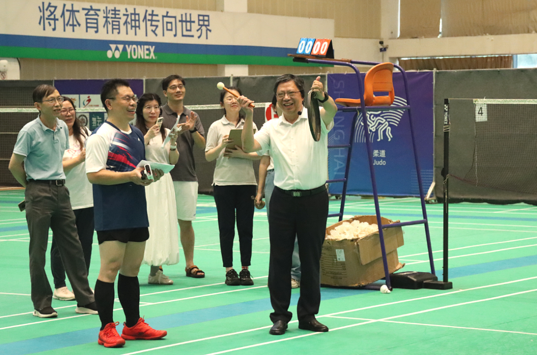 羽毛球3.png 羽毛球3.png