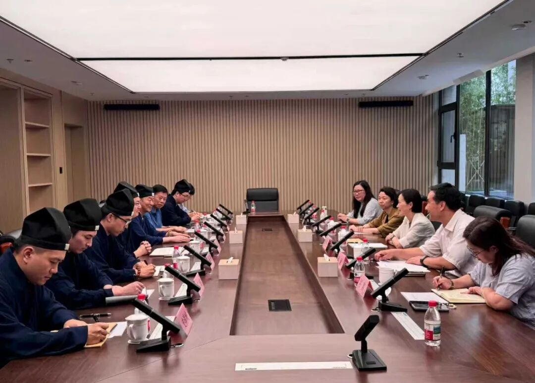 推动内涵式高质量发展，市民族宗教局领导走访慰问宗教院校教师