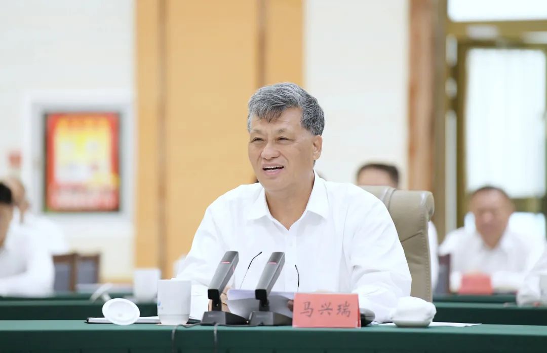 代表团3.jpeg