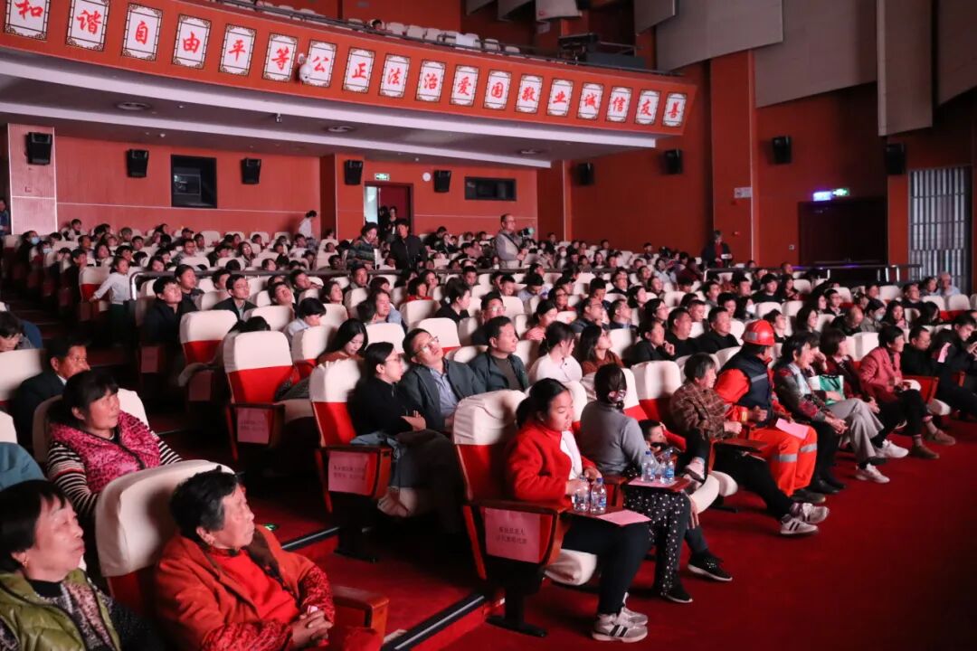 崇明区“石榴红”民族文化交流展演活动成功举办