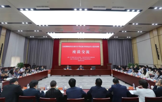 潘2.jpg